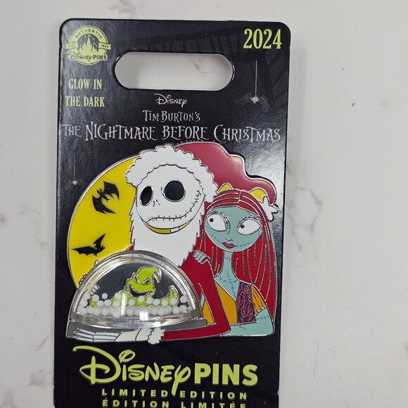 Disney Parks The Nightmare Before Christmas Snow Globe Jack & Sally Pin LE4500 - Picture 1 of 3